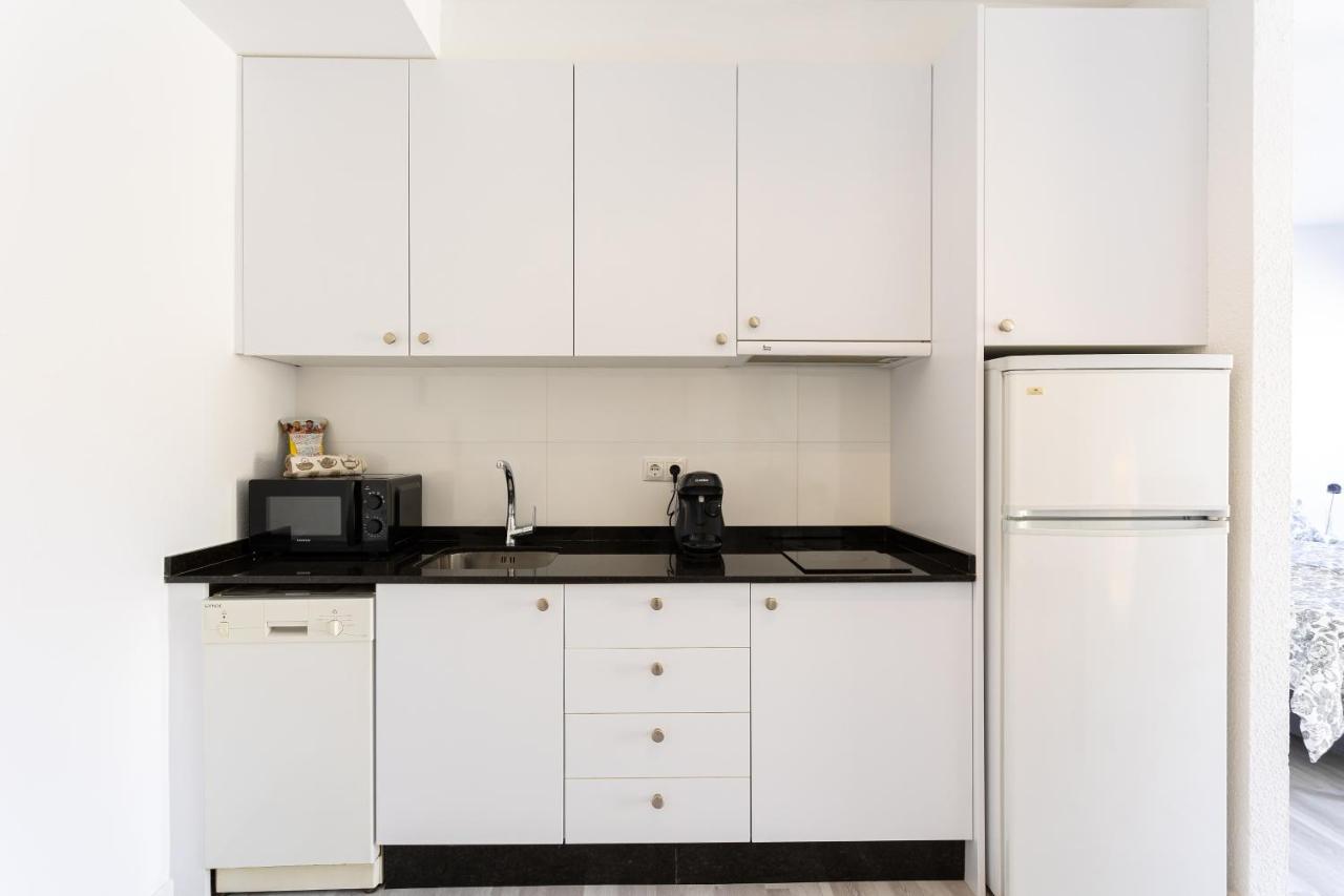 Romana Playa 323 Apartament by GHR Rentals Marbella Bagian luar foto